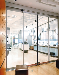 Дверь автоматическая