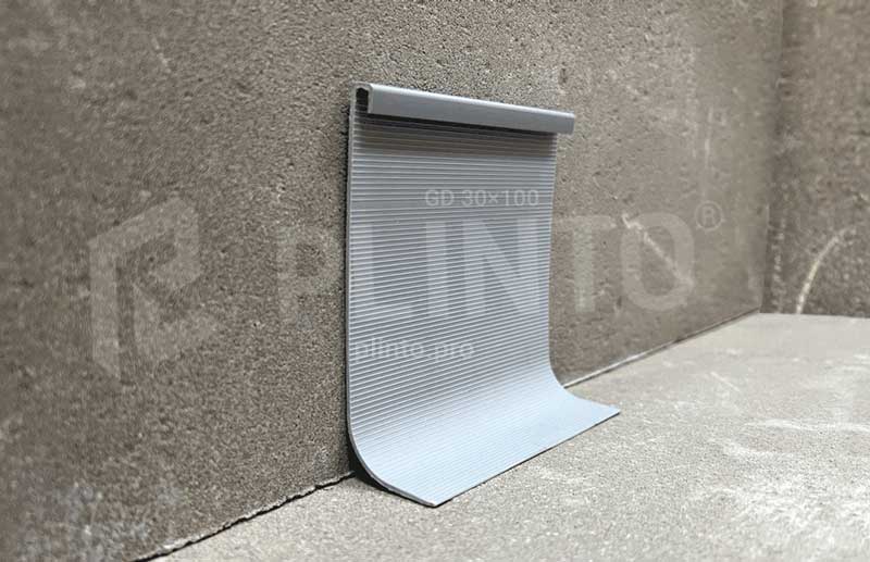 Плинтус коннелюрный PLINTO GD 30×100