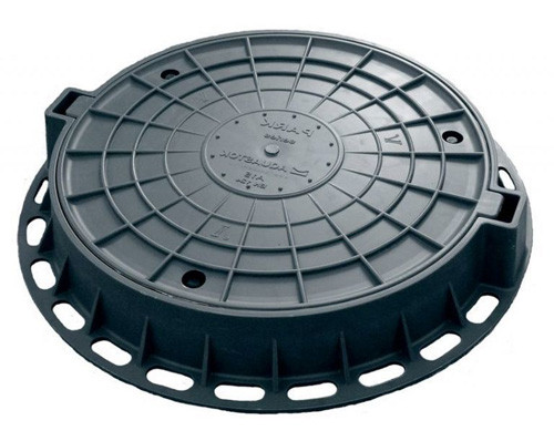 Люк пластиковый канализационный 780 (черный) A15